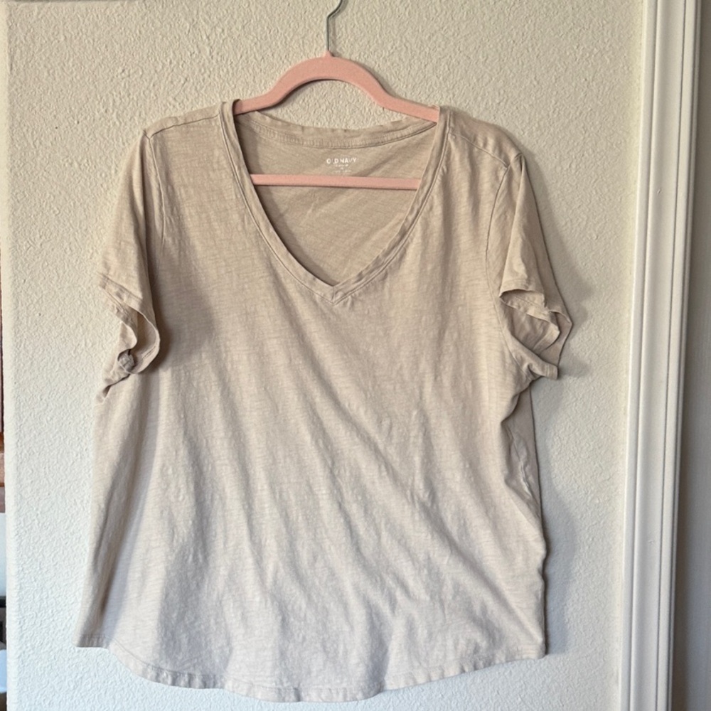 Old Navy Sand/Beige V-Neck Tee
